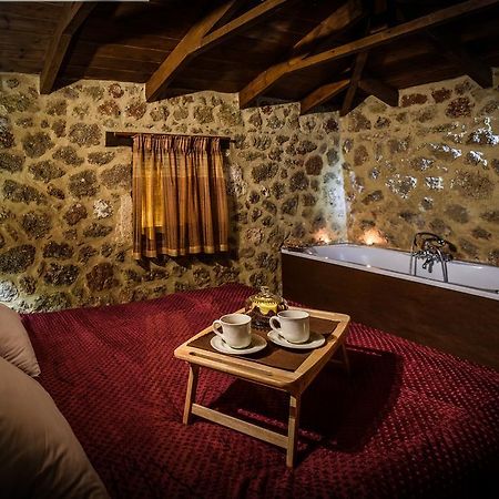 Paliokastro Guesthouse Kato Sinikia Trikalon Quarto foto